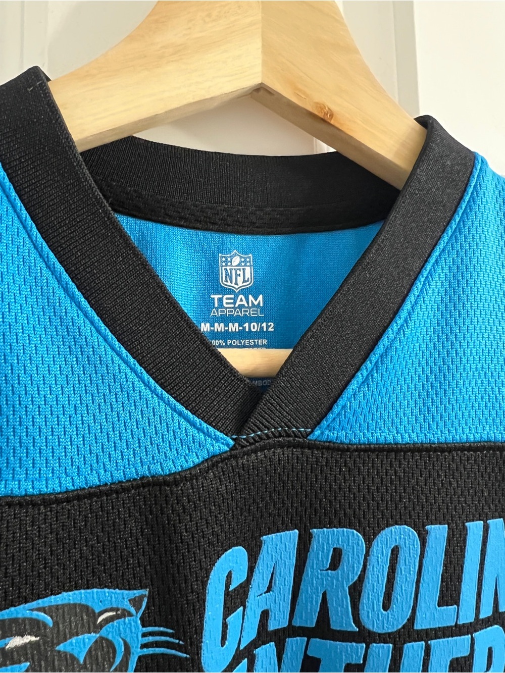 Carolina Panthers NFL Team Apparel Short Sleeve Jersey- Boys Medium 10-12 - Picture 3 of 8